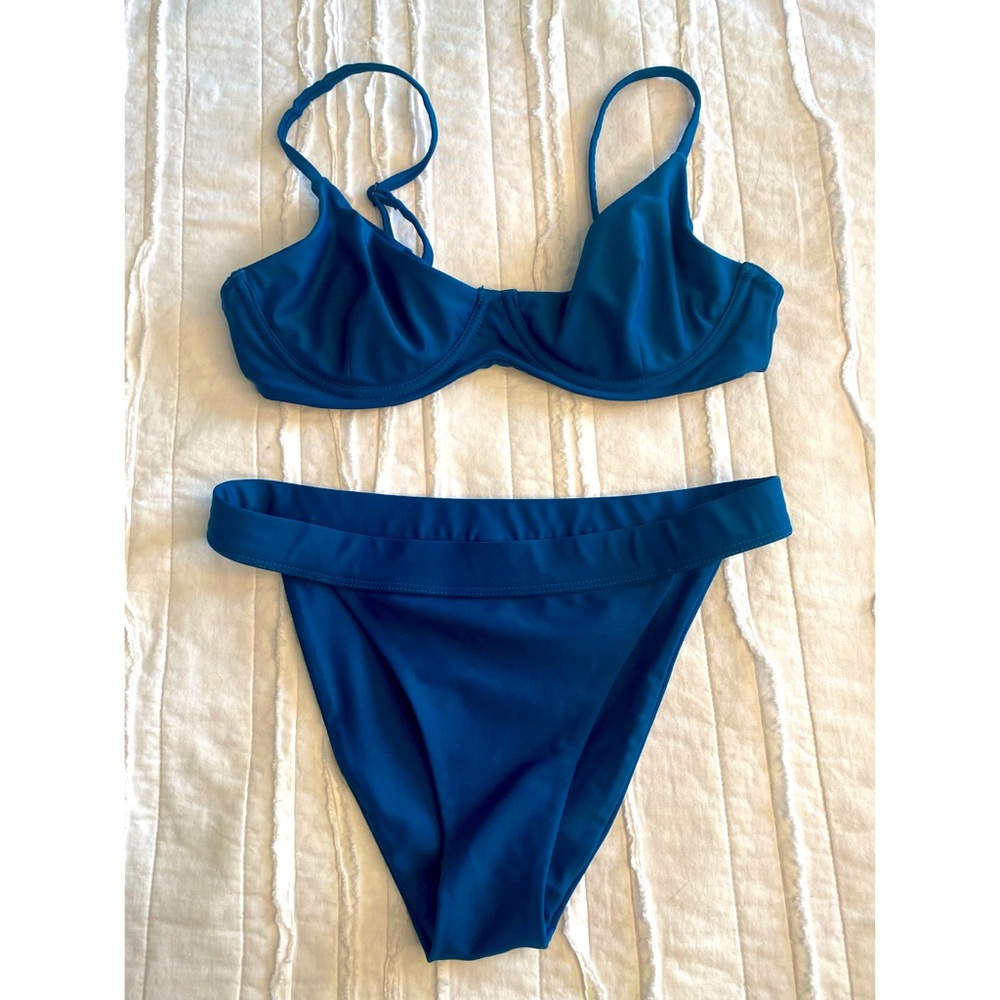 Brand new, never worn, navy/dark teal pinkcolada small bikini.
